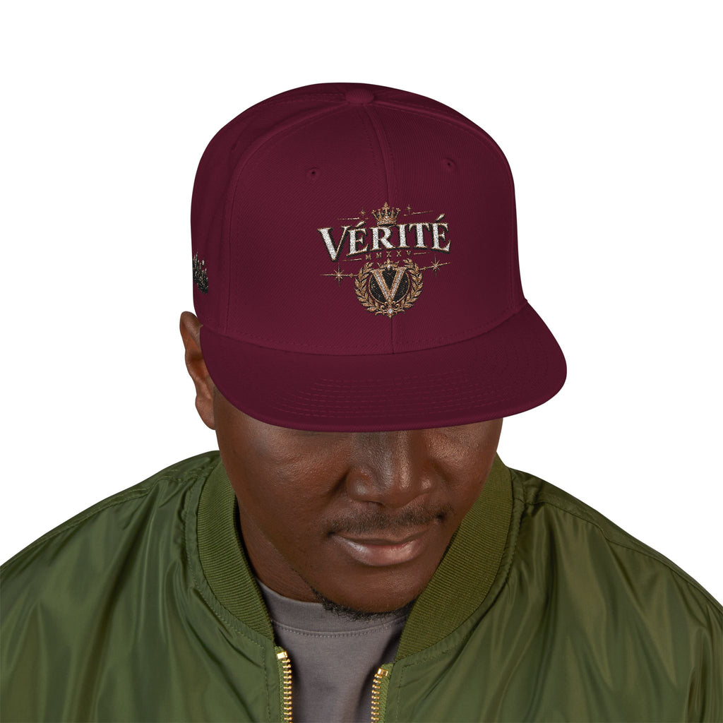Hat-Embroidered 'Verité' Snapback Hat – Gold Sparkle Logo